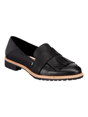 TOMS Black Leather Mallory Kiltie Loafers Fringe Detail Almond Toe Size 7